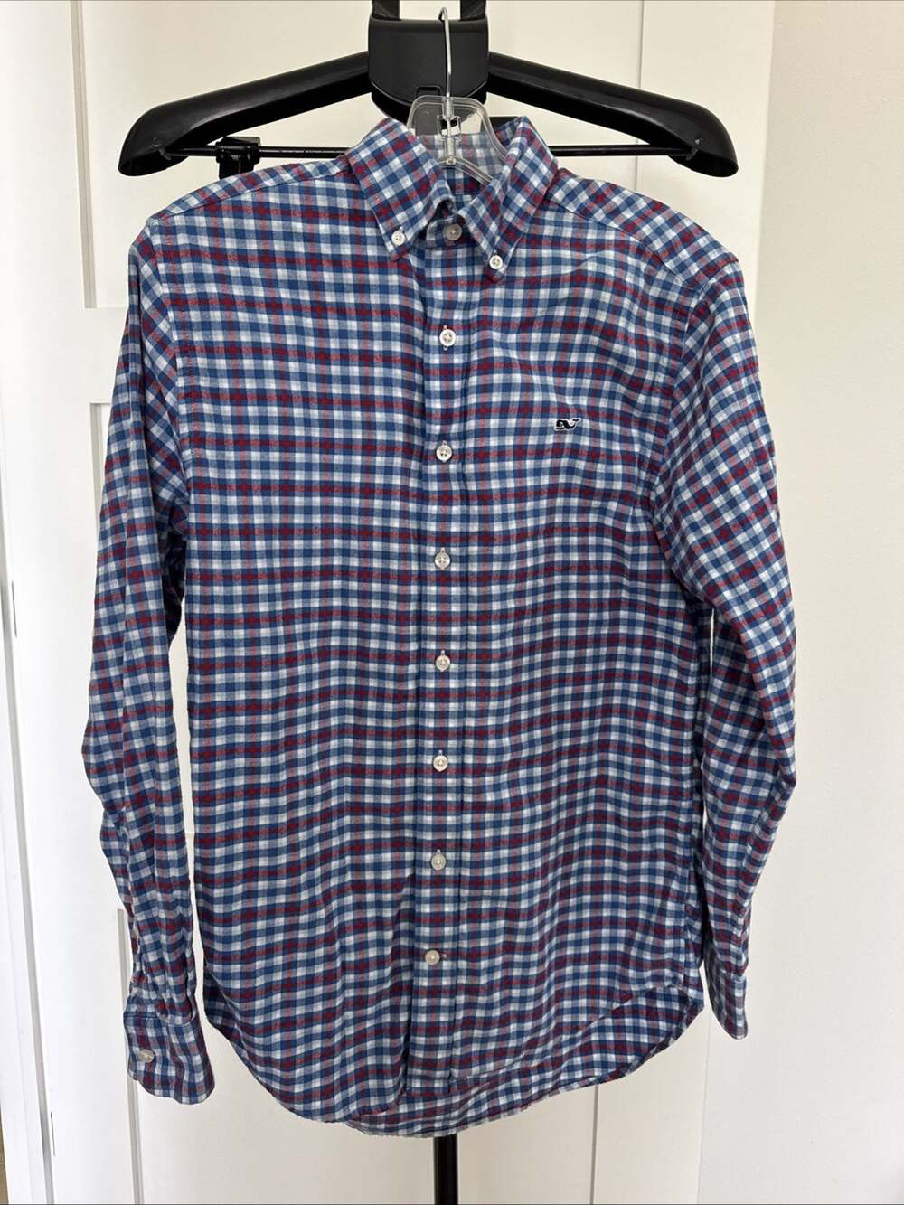 vineyard vines Men’s Button Down Plaid Red Blue Size Small Slim Fit Whale Shirt